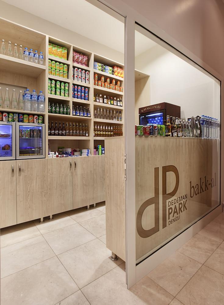 代尼兹利德德曼公园酒店 外观 照片